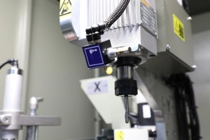 GARNET Mini D - Centru CNC Compact de Prelucrare Profile cu 3 Axe - Img 2