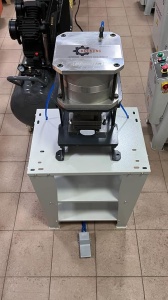 Presă Pneumatică pentru Armătură(1.2mm max) pentru găurit locașul la cremon și broască - Img 2