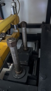 HEGSAN Utilaj automat de debavurat (4 grupuri de freze, 2 axe) - Img 3