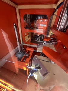 KRG 601 Utilaj automat de debavurat (4 freze) recunoastere automata a profilului toc si cercevea (3 grupuri de freza) - Img 4