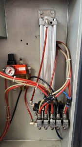 VANDUT HEGSAN Utilaj automat de debavurat (4 grupuri de freze, 2 axe) - Img 7