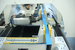 GARNET 8000 - Centru de prelucrare profile 8 m (CNC, 4 axe) - Img 2