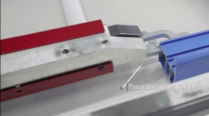LEO plus - Centru de debitare cu taiere din spate in fata automat Ø 550 mm cu brat robotic pentru incarcare - Img 4