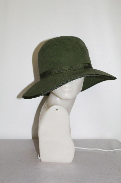 Palarie vintage verde "Flechet Paris" anii '70
