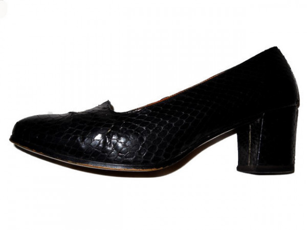 Pantofi vintage negri din piele veritabila de sarpe anii '60