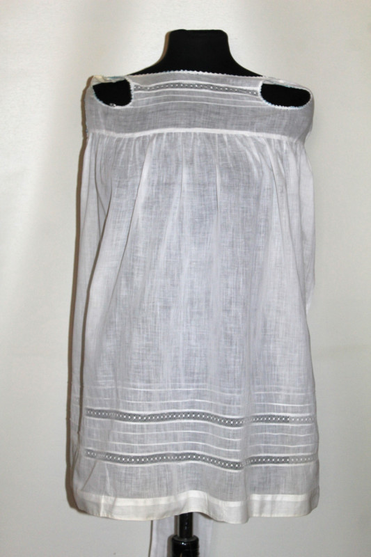 Rochie/ șorțuleț de bebeluș perioada edwardiană cca. 1910