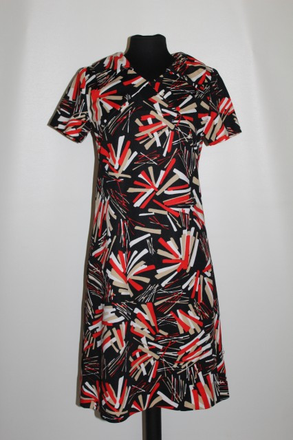Rochie vintage print grafic pe fond negru anii '60