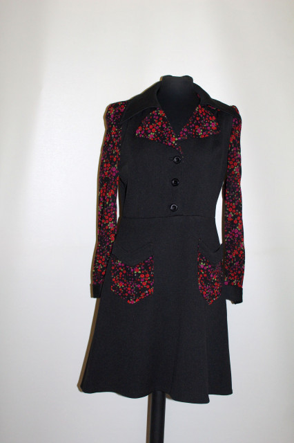 Rochie vintage aplicații florale anii 70