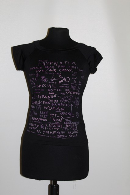 Bluza inscriptii roz anii '90