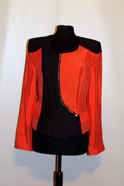 Jacheta bicolora "Max Azria"