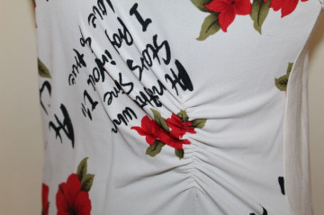 Bluza print floral si grafic anii '90