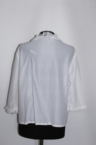 Bluză vintage din nylon și dantelă – anii ’50, jabou și fundiță catifea - Img 2