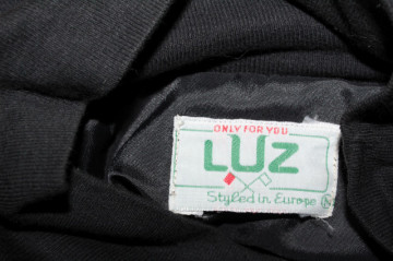 Bluzon negru cu picățele brodate – statement anii ’80 - Img 8