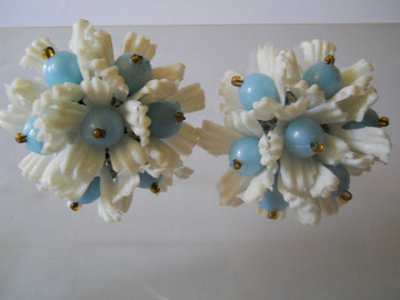 Clips floare bicolora anii '50