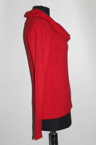 Pulover retro roșu anii 90