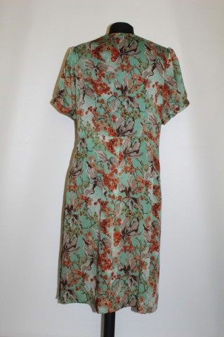 Rochie print floral pe fond verde anii '40
