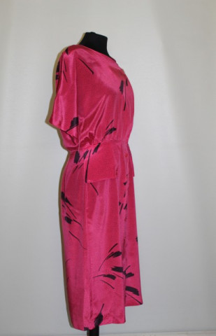 Rochie  retro fucsia model grafic anii '80 - Img 4