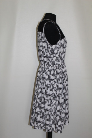 Rochie vintage alb‑negru cu print fluturi – stil retro - Img 2