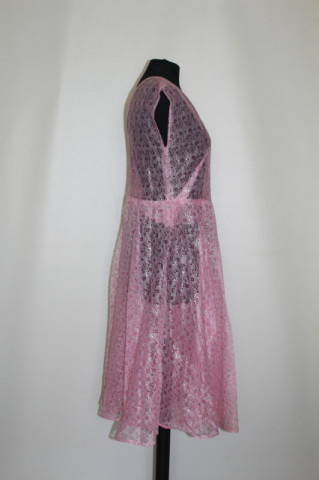 Rochie vintage din dantelă roz cu fir argintiu – anii ’70 - Img 4