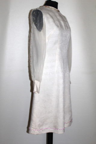 Rochie vintage ivoire broderie mărgele anii 60