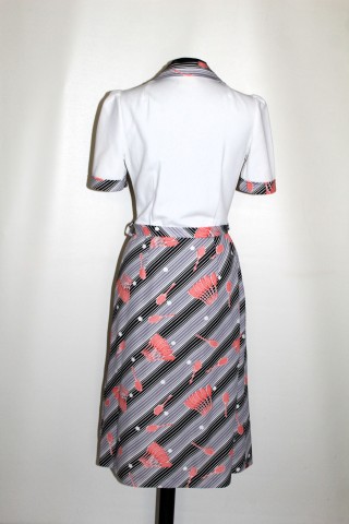 Rochie vintage print rachete de tenis anii ’70 – diolen coral pe gri & negru - Img 3
