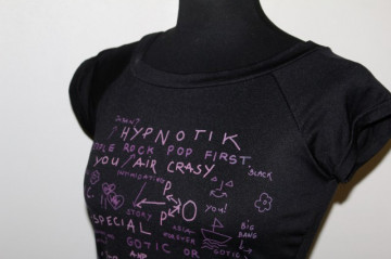 Bluza inscriptii roz anii '90