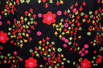 Bluza vintage floricele rosii anii '70