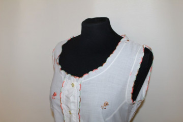 Camasa de noapte broderie portocalie anii '70