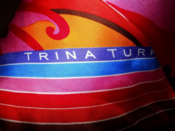 Esarfa "Trina Turk"