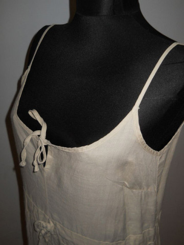 Rochie maxi retro din in anii '90