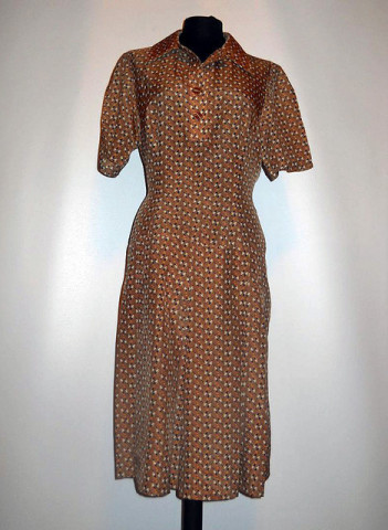 Rochie print ciocanitori anii '60
