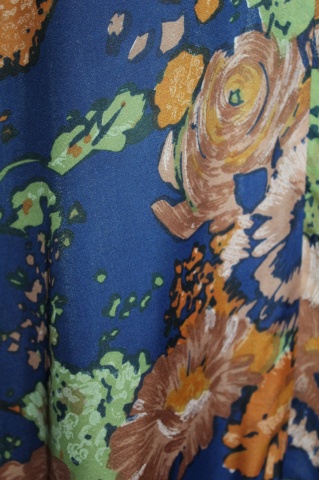 Rochie vintage din voal floral – anii ’60, talie empire, realizată manual - Img 5