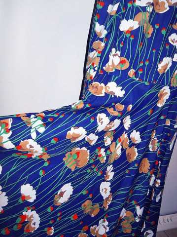 Rochie vintage flori pe fond bleumarin anii '60