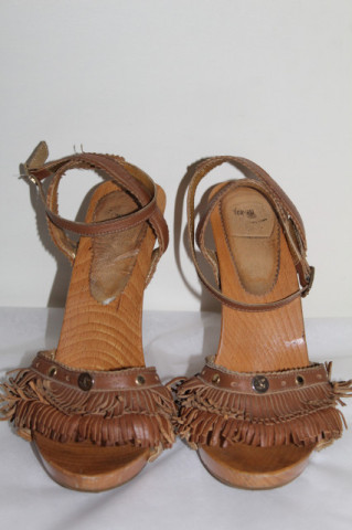 Sandale retro cu franjuri Just Cavalli – vintage rock chic - Img 3