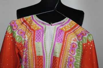 Bluză hippie vintage anii ’60‑’70 – print vegetal pe mătase artificială - Img 2