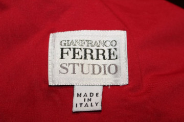 Bluza rosie "Gianfranco Ferre"