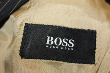 Costum bărbătesc Hugo Boss – elegant, sacou & pantaloni - Img 7
