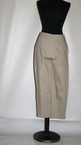 Pantaloni capri bej – vintage anii ’80–’90