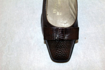 Pantofi vintage maro din piele de soparla anii '40