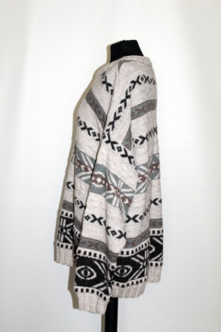 Pulover retro model geometric anii '80
