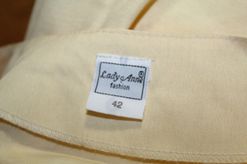 Rochie retro „Lady Anne Fashion” – galben vanilie și broderie ’80 - Img 7