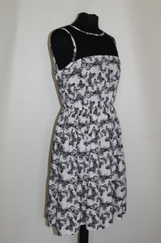 Rochie vintage alb‑negru cu print fluturi – stil retro - Img 4