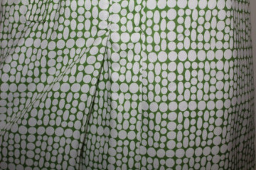 Rochie vintage buline albe pe fond verde anii '60