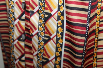 Rochie vintage dungi si flori anii '80