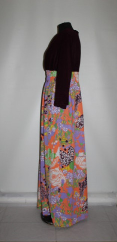 Rochie vintage maxi cu flori violet anii '70