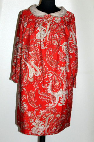 Rochie vintage paisley roșie din mătase artificială – anii ’60