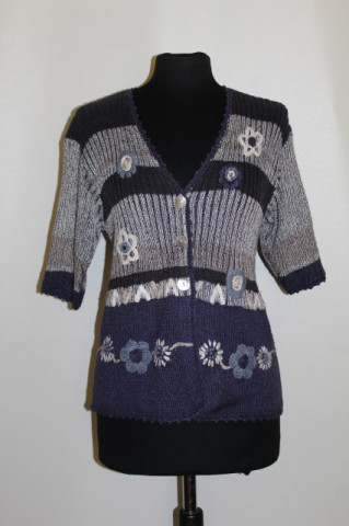 Bluza tricotata flori repro anii '70