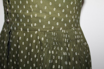Dirndl vintage verde muschi anii '70
