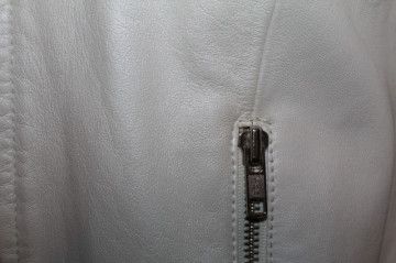 Jachetă din piele alb perlat Geronimo Orăștie