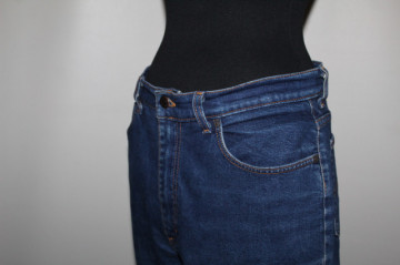Jeans vintage Maverick anii ’90 – denim albastru, stil clasic - Img 7